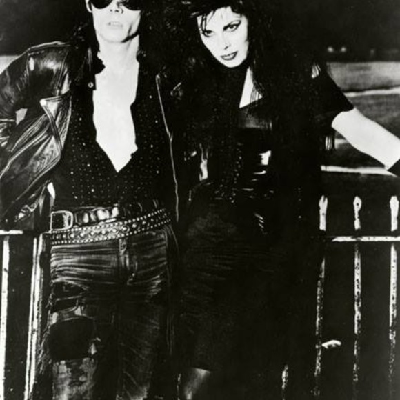 Meet your Posher, Sophia - Picture 3 of 5